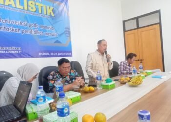 Budayawan berjiwa jurnalis, Sancaka Dwi Supani Ajak Wartawan Berani menghadapi Tantangan.