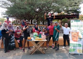 Anisa’ Kesuksesan Tak Terduga Melalui Bisnis Daun Kelor (Berharap Syakira Kelor bisa tembus ke Luar negeri)