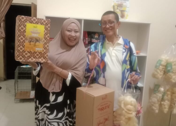 Kisah Sukses Inay Ratu Rambak: Perjuangan dan Kebangkitan Usaha Kerupuk Rambak PAQUITA
