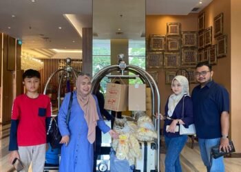 Kisah Sukses Inay Ratu Rambak: Perjuangan dan Kebangkitan Usaha Kerupuk Rambak PAQUITA