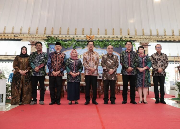 Gubernur DIY Hadiri Syawalan di Sleman, Dorong Pengurangan Kemiskinan Melalui Komitmen Daerah