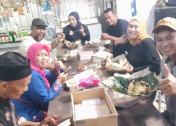 Gong jinagong ‘Guyub Rukun’ di Kampus Literasi Alam Banan Garden Kudus: diskusi prospek cabe Jamu
