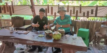 Profesor Setyadi Kunjungi Banana Garden, Borong Bibit Pule untuk Dikirim ke Jakarta dan Bali