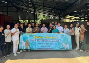 Ketua HIPMI BPC Sleman Serahkan Bantuan Hewan Kurban Ke Banom Hipmi Peduli