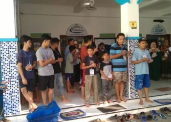 Semarak Penyembelihan Hewan Kurban di Masjid An Nur Mlati Kudus pada Idul Adha 1445 H