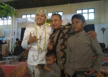 Perhelatan Pernikahan Megah Ery Prastyo Wibowo dan Arum Budiati di Klaten