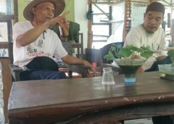 Kunjungan para Difabel Diskusi bersama dan Belajar Praktek beternak di Banana Garden Kudus