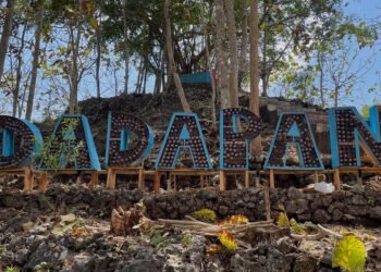 Pemanfaatan Limbah Plastik oleh KKN UII Unit 87 sebagai Ecobrick, Simbol Inovasi Dusun Dadapan