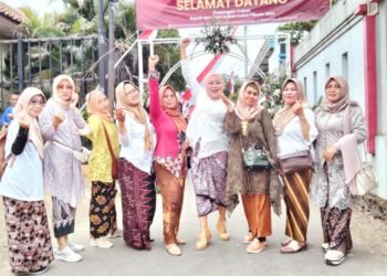 Kudus Bergemuruh, 9 Relawan Santri Solid Dukung Samani Intakoris dan Belinda Putri untuk Menangkan Pilkada