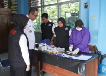 Dalam Rangka HUT BNN RI Ke-23, BNN Kab. Sleman Melakukan Tes Urine di Terminal Condongcatur