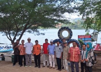 TADABUR ALAM PENUH MAKNA BERSAMA SAHABAT SEVISI DI WADUK LOGUNG, KUDUS
