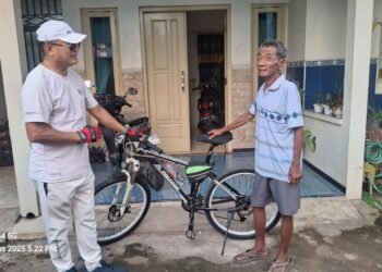 Kisah Inspiratif Dr. Carto Nuryanto Sepeda Antik, Dua Domba, dan Jejak Para Sahabat Nabi ﷺ