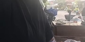 Silaturahim Ramadhan, Tempe Daun Jati dari Perempuan Tangguh yang Gemar Bersedekah