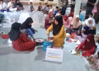 1.100 Yatim dan Dhuafa Tersenyum di Ramadhan, Air Mata Haru Warnai Aksi Kepedulian di Bekasi
