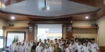 PKM Dosen UAD Tingkatkan Budaya Ilmu melalui Pelatihan Literasi di SMA Muhammadiyah 7 Yogyakarta