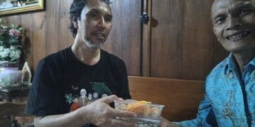 Dialog Gong Jinagong di Lereng Gunung Sumbing, Dua Sahabat, Ekologi, dan Kebangkitan Benih Nusantara
