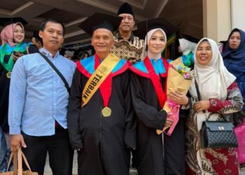 Toga Bukan Mahkota, Melainkan Paspor Kehidupan: 945 Lulusan UNW Siap Mengarungi Samudra Era AI