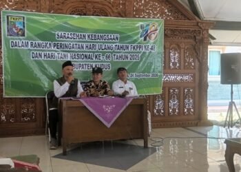 Tri Dharma Tak Menunggu Lulus, Baru Sepekan Jadi Mahasiswa S2 Hukum UNW, Rochmad Langsung Terjun ke Tengah Petani
